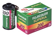 Barevný negativní film Fujicolor Superia 200